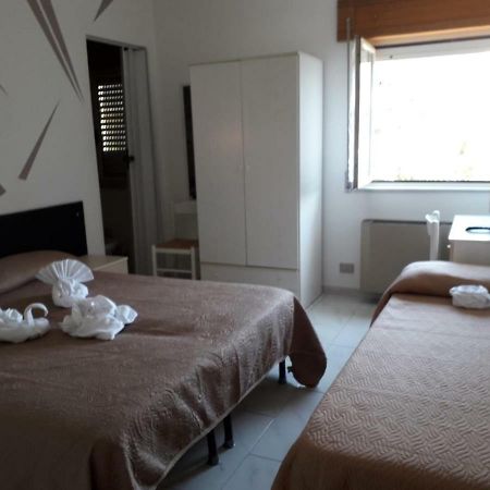 Hotel Santa Caterina Gizzeria Extérieur photo
